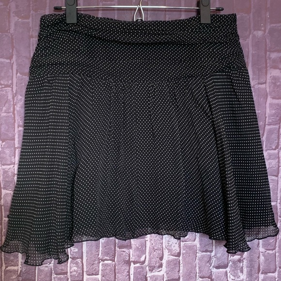 🔴•100% Silk• Polka Dot Chiffon Flirty Skirt - Picture 3 of 8